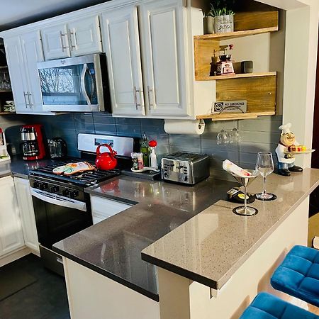 Schaumburg Paradise Oasis With A Secret Garden And Private Pool 외부 사진
