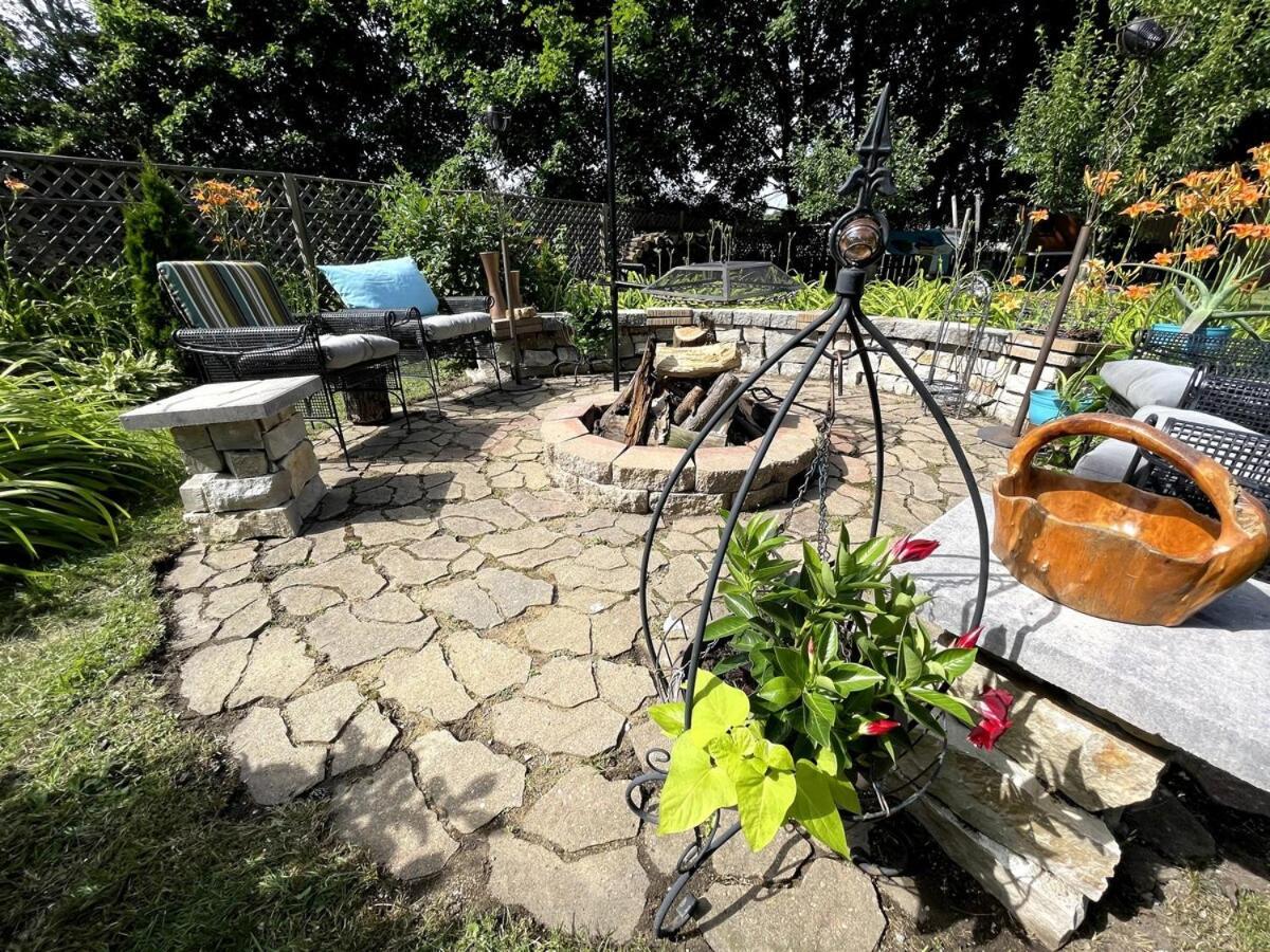 Schaumburg Paradise Oasis With A Secret Garden And Private Pool 외부 사진